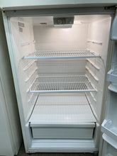 Load image into Gallery viewer, Amana Bisque Refrigerator - 6028
