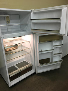 White-Westinghouse Refrigerator - 2759