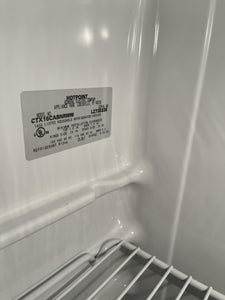 HotPoint Refrigerator - 0922