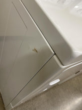 Load image into Gallery viewer, Speed Queen Gas Dryer - 6221
