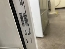 Load image into Gallery viewer, Whirlpool Dishwasher - 0725
