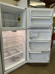 Frigidaire Refrigerator - 3017