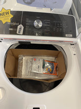 Load image into Gallery viewer, Whirlpool Washer and Gas Dryer Set - 5542 - 8279
