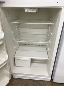 Frigidaire Refrigerator - 9826
