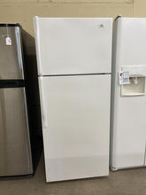 Load image into Gallery viewer, Roper Refrigerator - 5622
