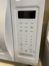 Load image into Gallery viewer, Whirlpool Microwave - 3525
