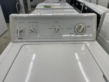 Load image into Gallery viewer, Kenmore Washer and Gas Dryer Set - 6863-1107
