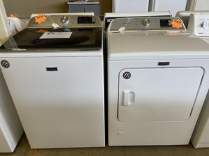 Maytag Washer and Gas Dryer Set - 1349 - 2590