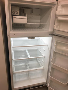 Kenmore Refrigerator - 6946