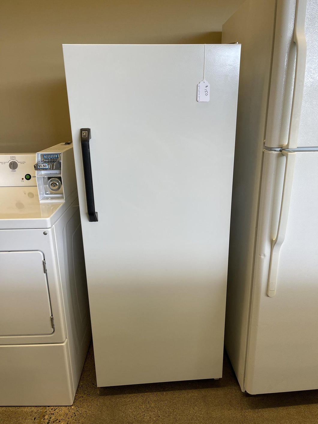 GE Refrigerator - 6617