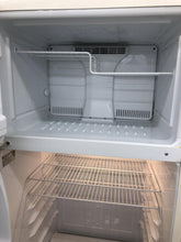 Load image into Gallery viewer, GE Bisque  Refrigerator - 3317
