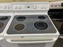 Load image into Gallery viewer, GE White Electric Stove - 6461
