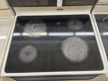 Load image into Gallery viewer, Magic-Chef Electric Stove - 4603
