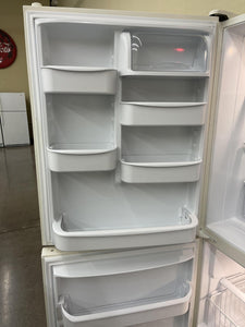 Amana Bisque Bottom Freezer Refrigerator - 8520