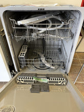 Load image into Gallery viewer, GE White Dishwasher - 8498
