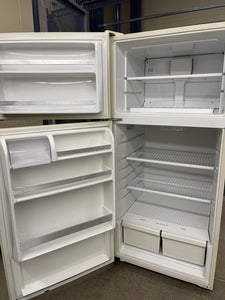 Kenmore Refrigerator - 3825