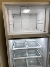 Load image into Gallery viewer, Amana Refrigerator - 7025
