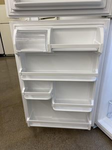 Whirlpool Refrigerator - 8777