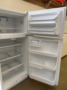 Frigidaire Refrigerator - 6879