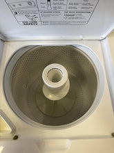 Load image into Gallery viewer, Maytag Washer and Gas Dryer Set - 2525 - 2209
