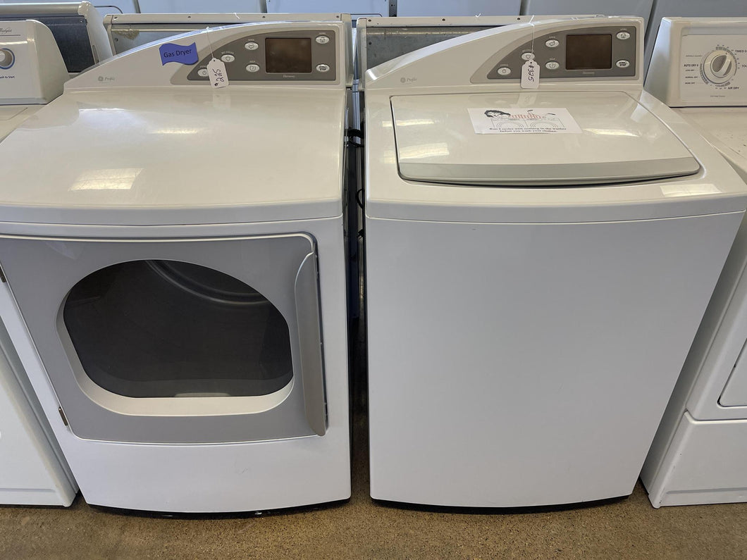 GE Washer and Gas Dryer Set - 9331-9635