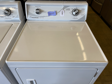 Load image into Gallery viewer, Speed Queen Washer and Gas Dryer Set - 1915 - 1916
