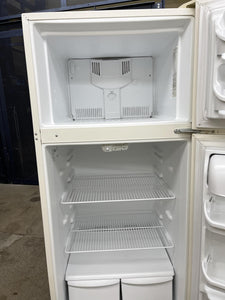 Kenmore Bisque Refrigerator - 7100