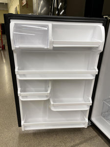 Whirlpool Black Refrigerator - 3416