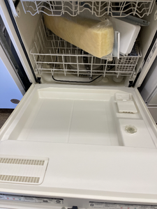 Kenmore White Dishwasher - 0985