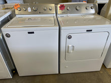 Load image into Gallery viewer, Maytag Washer and Gas Dryer Set - 3336 - 5457
