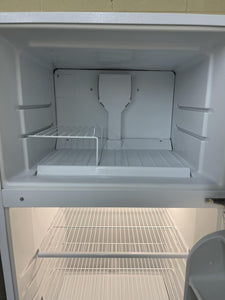 Estate White Refrigerator - 9903