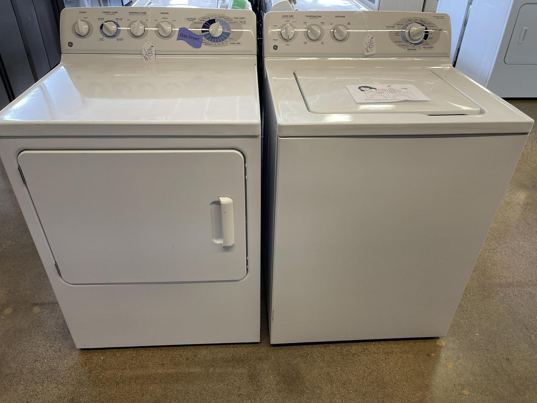 GE Washer and Gas Dryer Set - 8842 - 2393