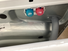 Load image into Gallery viewer, Electrolux Front Load Washer - 3043
