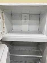 Load image into Gallery viewer, White Westinghouse Refrigerator - 3468
