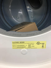 Load image into Gallery viewer, Samsung Electric Dryer - 8596

