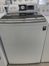 Load image into Gallery viewer, Samsung Washer and Gas Dryer Set - 8067-4264
