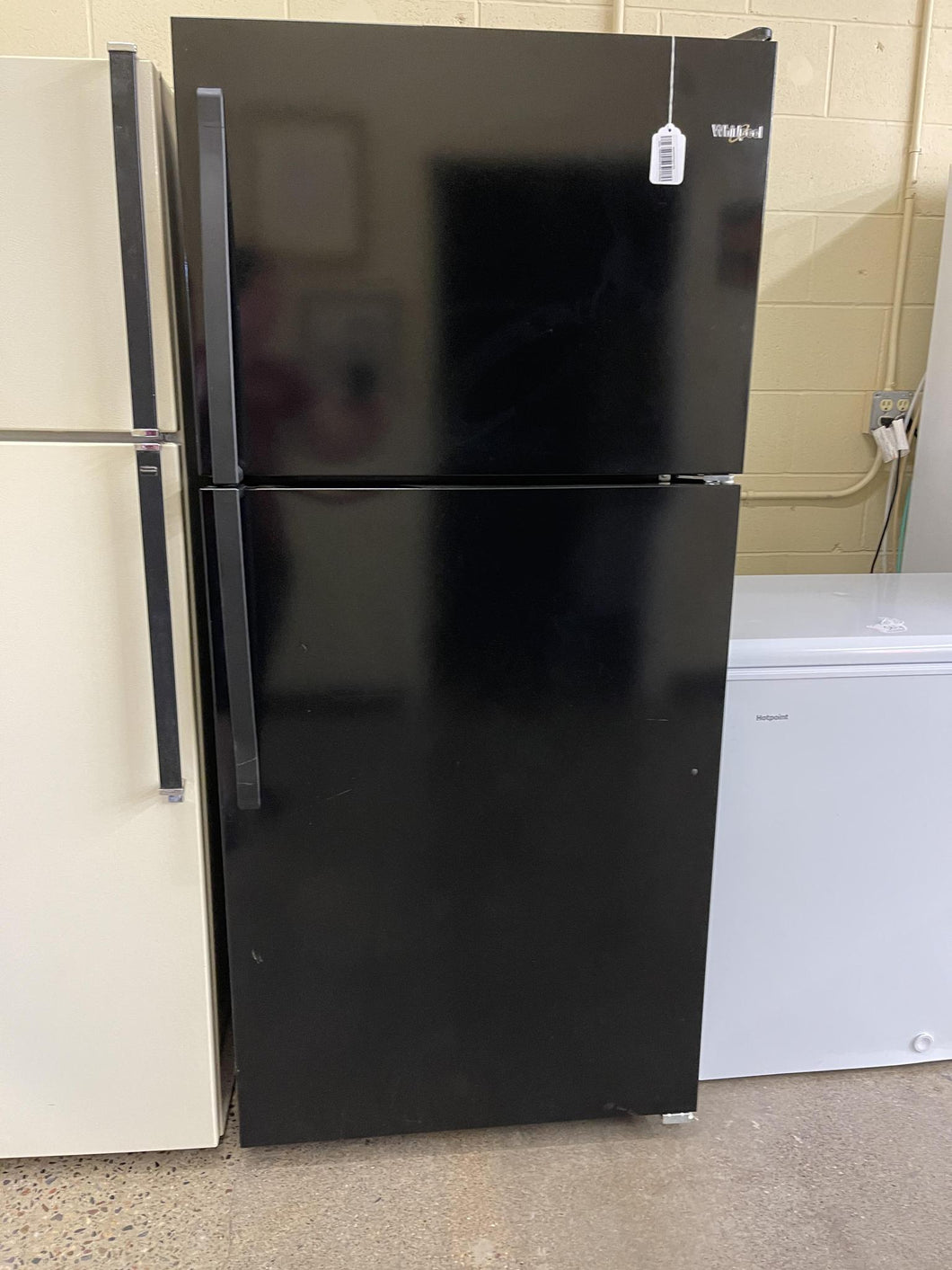 Whirlpool Black Refrigerator - 9328