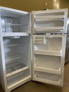 GE White Refrigerator - 1625