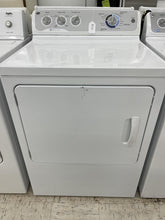Load image into Gallery viewer, GE Washer and Gas Dryer Set - 8426-6931
