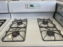 Load image into Gallery viewer, GE Gas Stove - 6745
