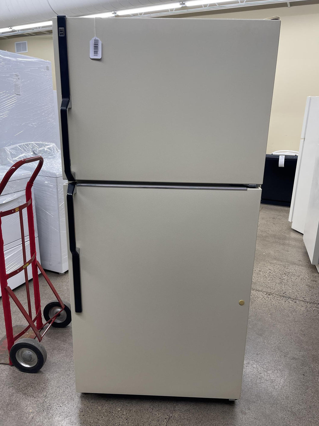 Kenmore Bisque Refrigerator - 5117