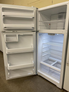 GE White Refrigerator - 7721