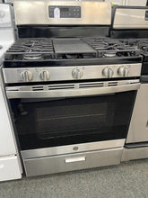 Load image into Gallery viewer, GE Stainless Gas Stove - 2330
