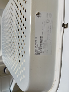 Frigidaire Stack Washer and Gas Dryer Set - 1883