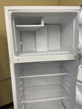 Load image into Gallery viewer, Hotpoint Refrigerator - 1781
