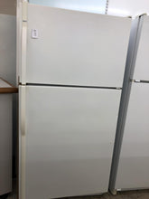 Load image into Gallery viewer, Kenmore Refrigerator - 3831
