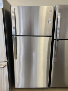 GE Stainless Refrigerator - 4297