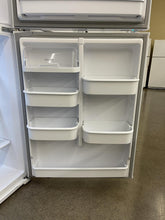 Load image into Gallery viewer, Kenmore White Refrigerator - 1084
