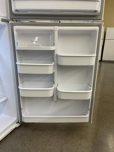 Kenmore White Refrigerator - 1084