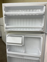 Load image into Gallery viewer, Hotpoint Refrigerator - 1577
